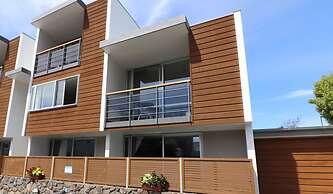 Sumner Bay Motel & Apartments