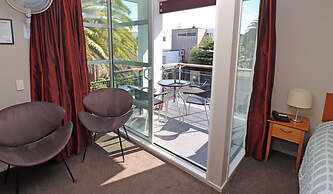 Sumner Bay Motel & Apartments