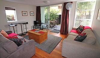 Sumner Bay Motel & Apartments