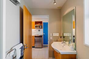 Sumner Bay Motel & Apartments