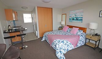 Sumner Bay Motel & Apartments