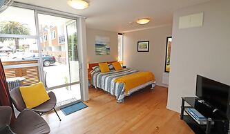 Sumner Bay Motel & Apartments