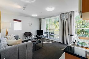 Sumner Bay Motel & Apartments