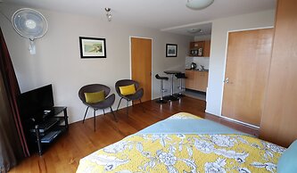 Sumner Bay Motel & Apartments