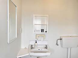 Mount Eden Motel