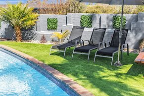 The Palms Apartments