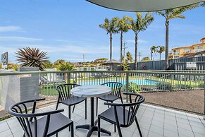 The Palms Apartments