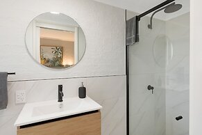 The Palms Apartments