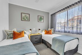 The Palms Apartments