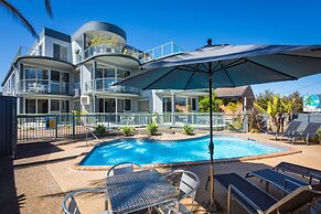 The Palms Apartments