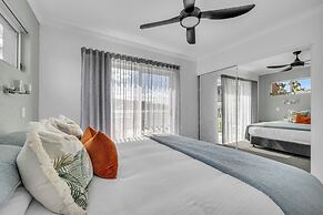 The Palms Apartments