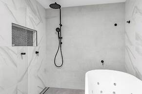 The Palms Apartments