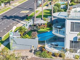 The Palms Apartments