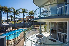 The Palms Apartments