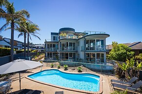 The Palms Apartments