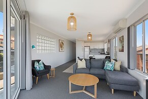 The Palms Apartments