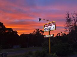 Coal Creek Motel