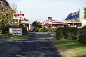 Coal Creek Motel