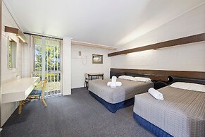 Coal Creek Motel