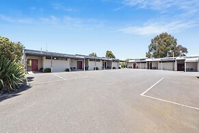Coal Creek Motel