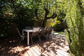 Adina Lodge Holiday Units