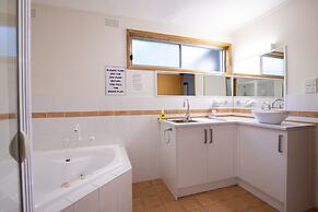 Adina Lodge Holiday Units