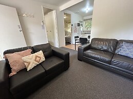 Adina Lodge Holiday Units