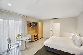 The Horatio - Suites & Motel