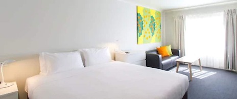 The Horatio - Suites & Motel