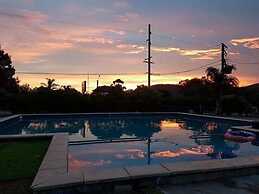 Sandy Hollow Tourist Park