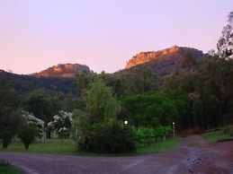 Sandy Hollow Tourist Park