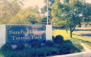 Sandy Hollow Tourist Park