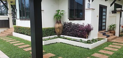 ThaiLife Wellness and Meditation Resort