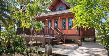 ThaiLife Wellness and Meditation Resort