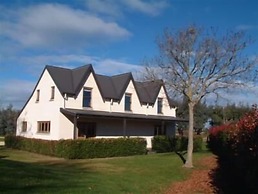 Whitestone Cottages