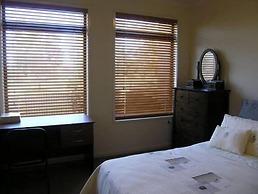 Insaa Serviced Apartments Dandenong