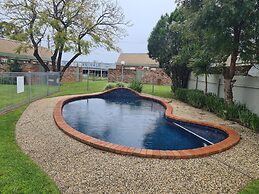 Belvoir Village Motel & Apartments Wodonga
