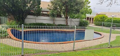 Belvoir Village Motel & Apartments Wodonga