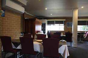 Grand Manor Motor Inn - Queanbeyan