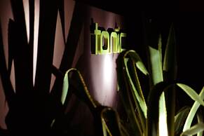 Tonic Hotel