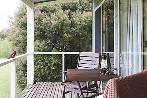 Mystery Bay Cottages
