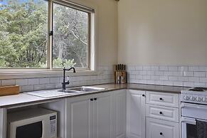 Mystery Bay Cottages