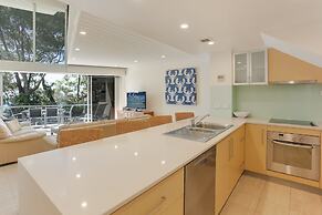 Little Cove Court