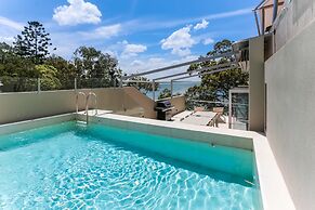 Little Cove Court