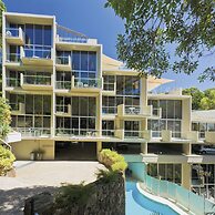 Little Cove Court