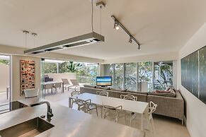 Little Cove Court