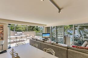 Little Cove Court