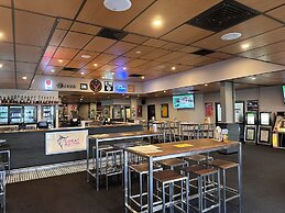 Hervey Bay Hotel & Resort