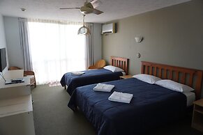 Hervey Bay Hotel & Resort