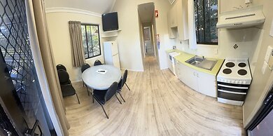 1770 Holiday Village